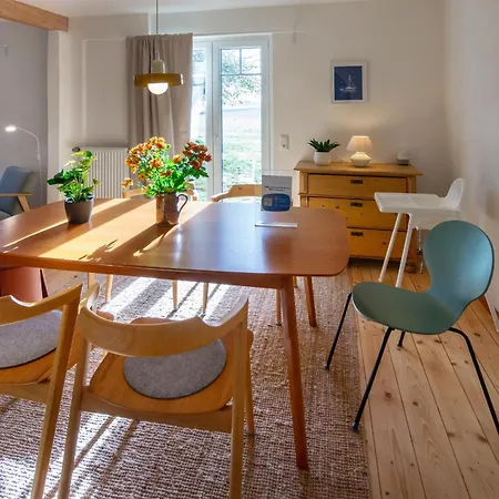 Appartement Deichhaus- Gartenwohnung *